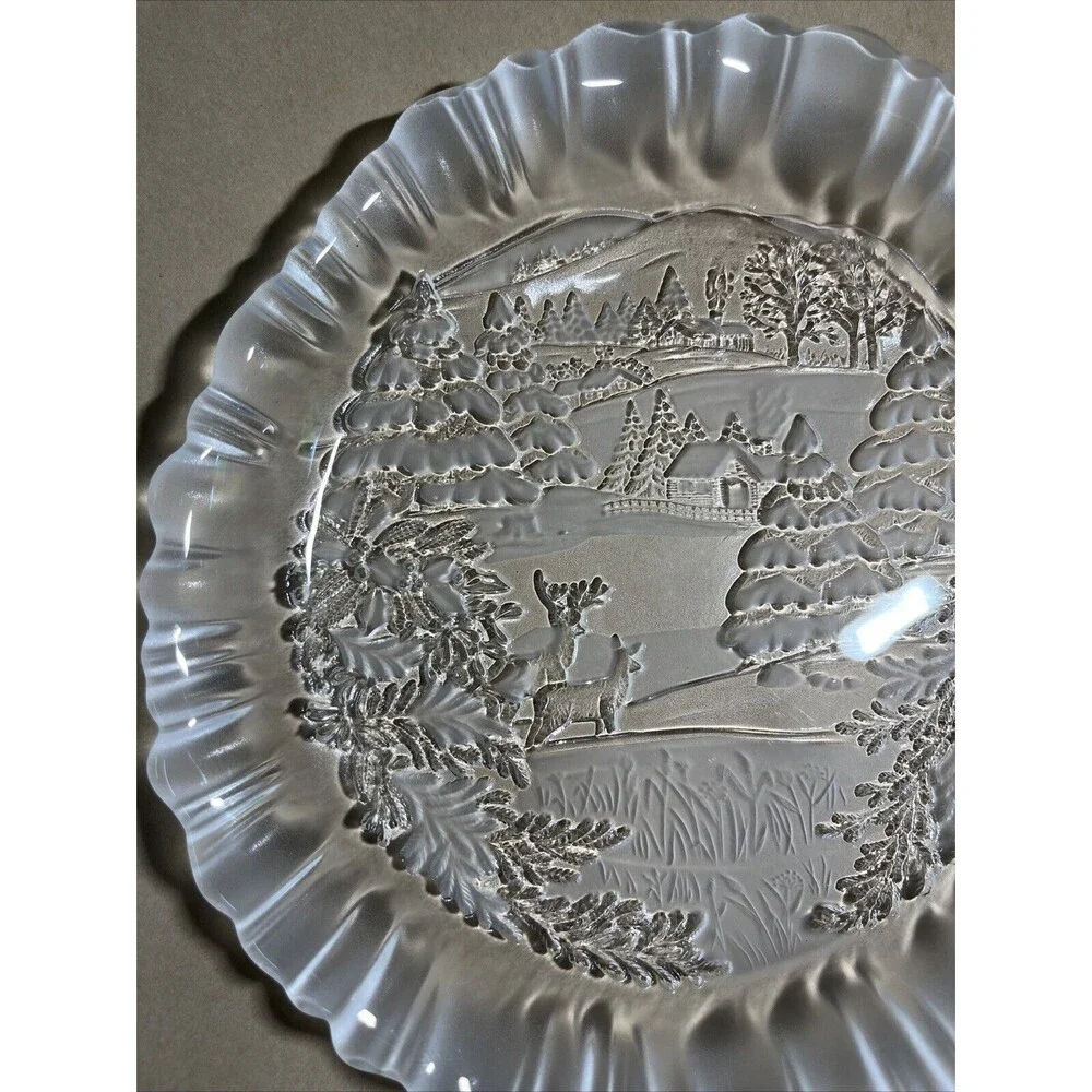 Mikasa Frosted Glass Serving Plate “Winter Dream” Deer/Cottage Scene Candy‎ Dish
